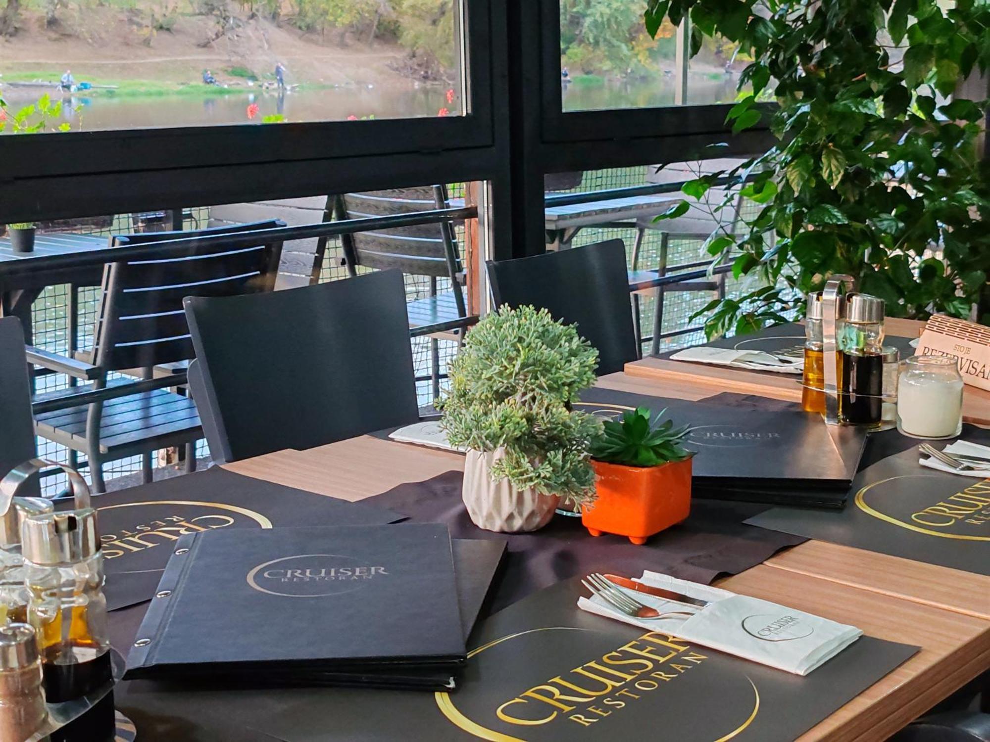 Brod Cruiser restoran sa prenocistem Ćuprija Exterior foto
