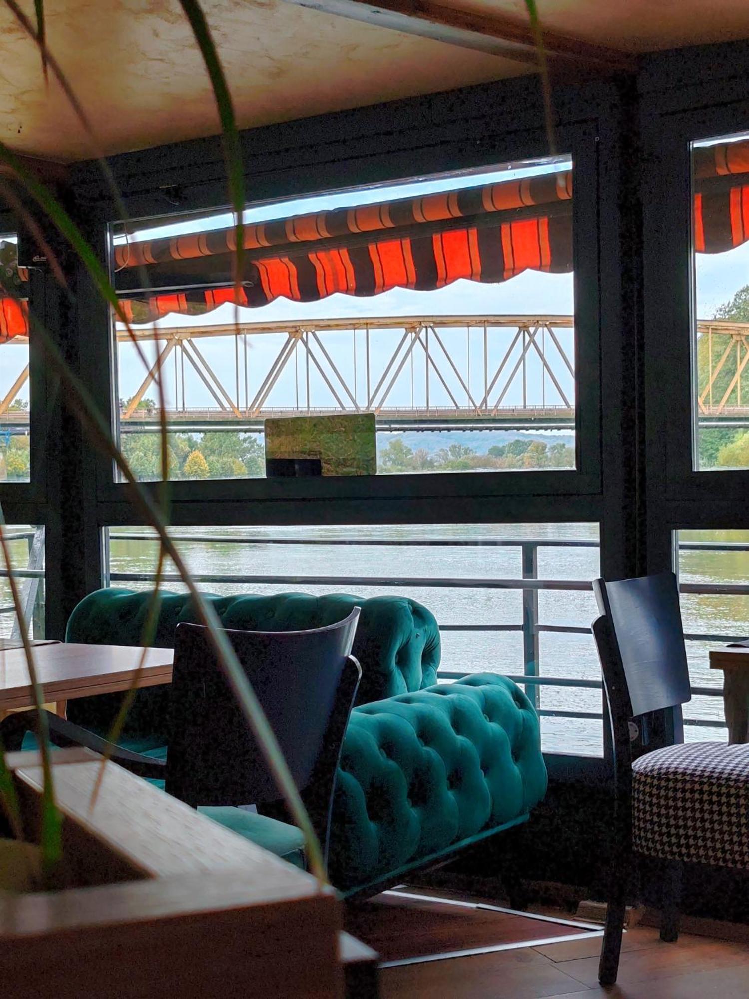 Brod Cruiser restoran sa prenocistem Ćuprija Exterior foto